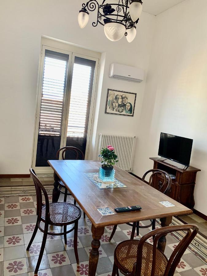 Suite Dreams Politeama Palerme Extérieur photo